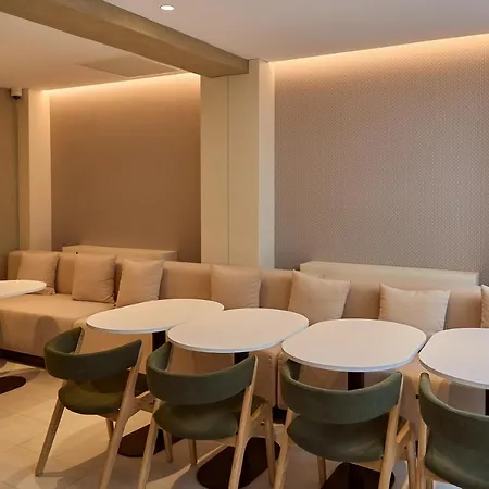 Omid Saldanha Hotel Lizbona