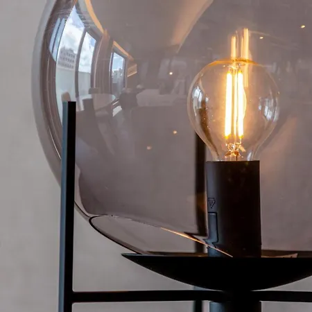 Готель Omid Saldanha