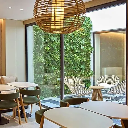 Omid Saldanha Hotel Lissabon
