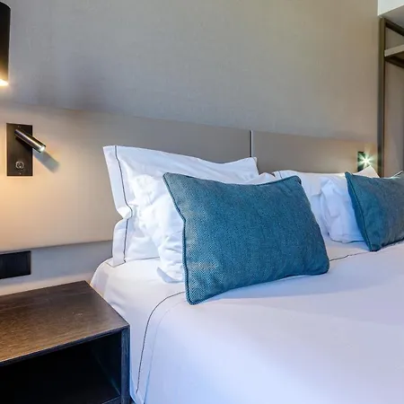 Omid Saldanha Lissabon